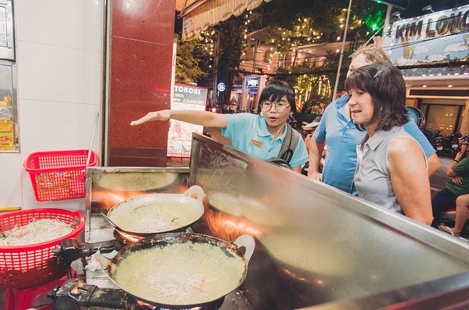 Saigon After Dark Night Tour by Scooter + 7 tastings - Nguyen Thien Thuat street-food lanes and why this stop matters