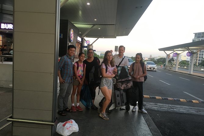 Saigon Airport to Ho Chi Minh City Center Private Transfer - Communication That Helps When Flights Run Late