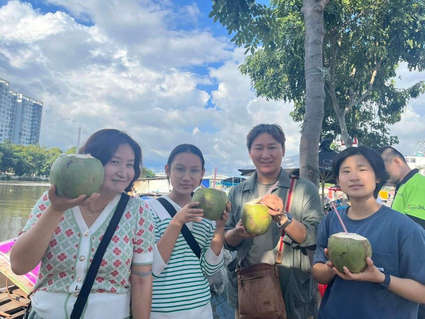 Saigon: City Highlights & Unseen Tour|Opt: Female Riders - Chợ Campuchia: snacks and spices at the Cambodian Market