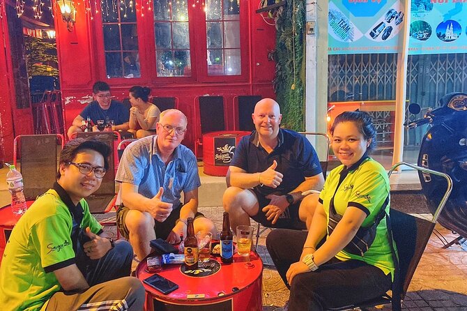 Saigon Night Craft Beer and Street Food By Scooter and motorbike - Stop 3: Ho Thị Kỳ Flower Market for a Saigon palate reset