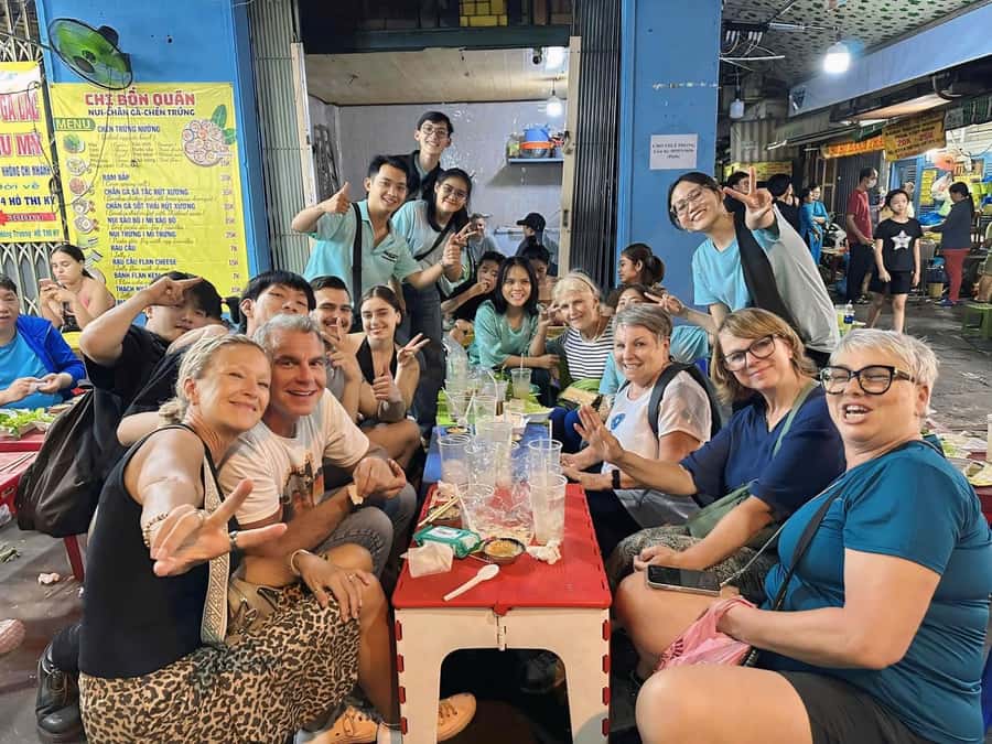 Saigon: Private Backstreets Walking Food Tour - The culture stops: apartments and musical instrument shops