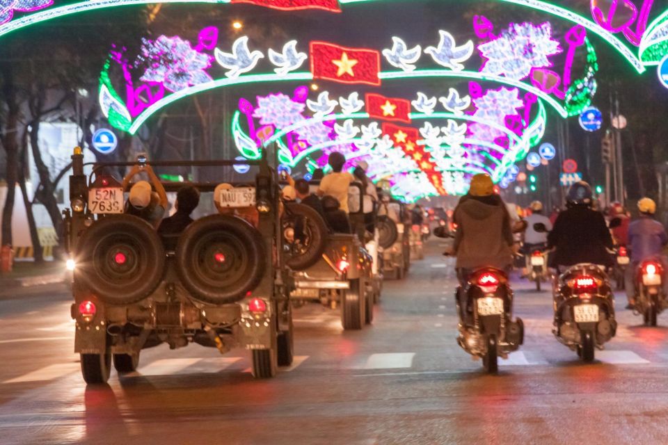 Saigon: Private Food Tour Discovery & City Tour by Jeep - 18:00 Pickup, First Stop Flavor: Banh Xeo