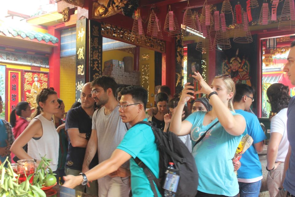 Saigon: Private Half-Day Car Tour of Ho Chi Minh City - War Remnants Museum or Reunification Palace: Pick Based on Your Curiosity
