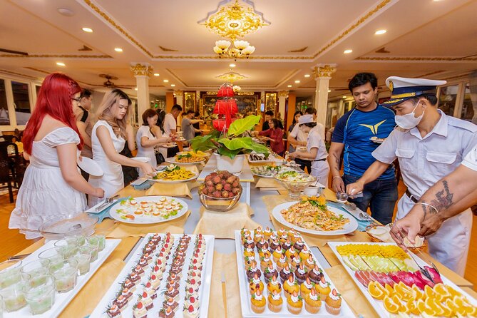 Saigon River Dinner Cruise: Buffet, Set Menu, Fine Dining (3hrs) - Food reality check: where the cruise can score big or miss