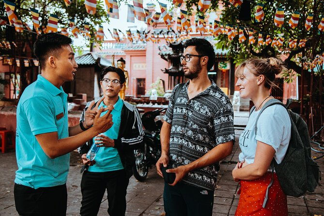 Saigon Sightseeing & Street Food Tour By scooter with Student - Landmarks That Anchor the Day: Reunification Palace and the Central Post Office