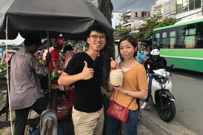 Saigon Slum tour and Saigon Chillspots by motorbike/ Aodai rider - Nguyen Thien Thuat apartment buildings: the “built in 1968” stop