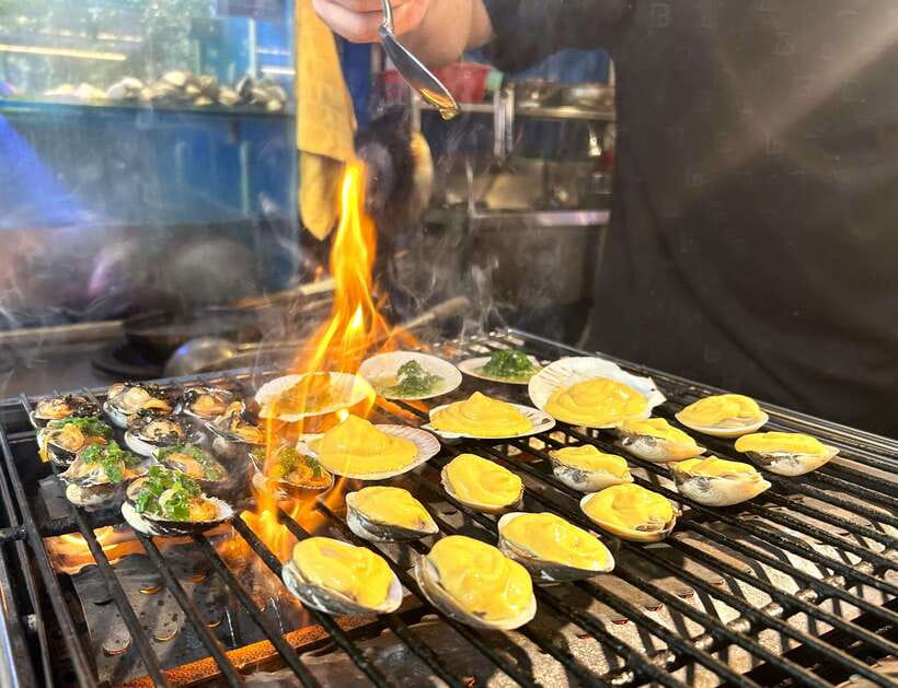 Secret walking Food Tour Ho Chi Minh City - Where the tour starts and how the 3-hour rhythm works