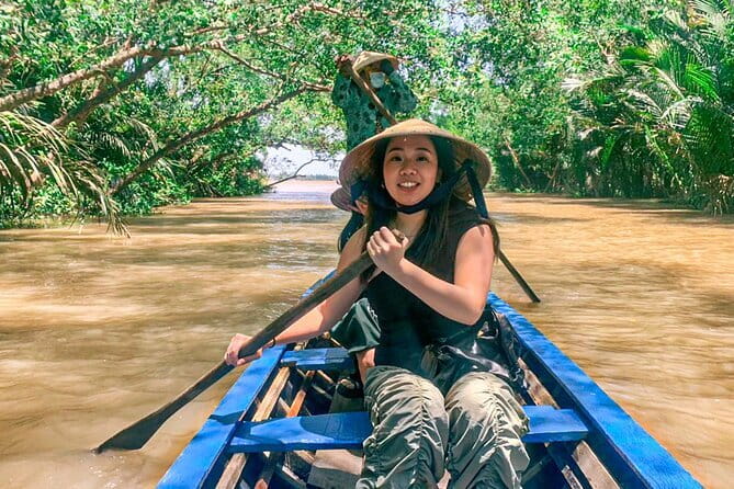 Tay Ninh – Cao Dai & Ba Den Mountain + Optional Cu Chi Tunnels - Cao Dai Temple: what to look for in the architecture and the Eye of God