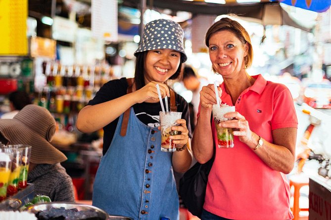 The 10 Tastings of Ho Chi Minh City With Locals: Private Street Food Tour - Saigon Square 3 papaya salad: sweet, spicy, and built like a meal