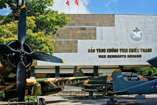 The Best of Saigon: Private City Tour (Flexible Day & Half-Day) - Saigon Central Post Office: Architecture Break With a Food-Focused Twist