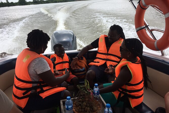 VIP Tour in Saigon: New Year’s Eve Fireworks 2027 by SpeedBoat - Your On-Board Reality Check: No Restroom on Board