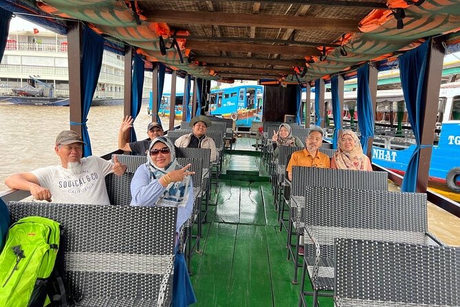 VIP Tour: Mekong Delta 1 Day | Option: Better Lunch - Lunch, fruits, honey tea, and traditional music on the water